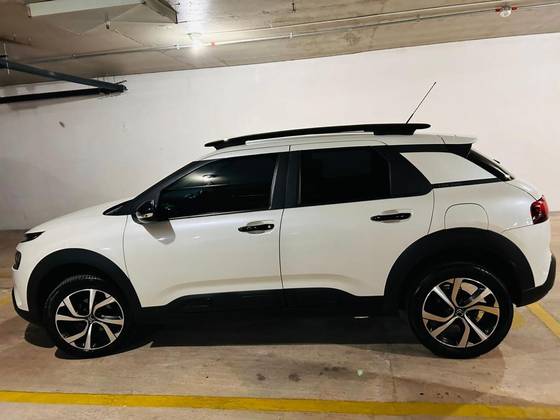 CITROËN C4 CACTUS 1.6 THP FLEX SHINE EAT6